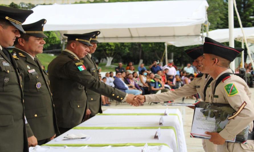 SEDENA Entrega Cartillas Y Credenciales De Identidad Al Personal Del