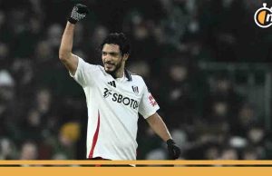 ¡Un histórico! Raúl Jiménez vuelve a anotar con el Fulham y empata marca del Chicharito