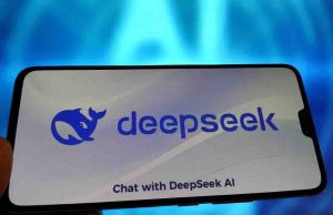 Análogo chino de ChatGPT hunde las acciones tecnológicas estadounidenses