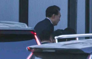 Autoridades detienen al presidente surcoreano Yoon Suk-yeol