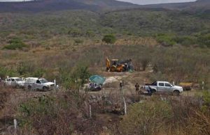 Autoridades hallan 24 cuerpos en una fosa clandestina en Zapopan; hay 6 identificados