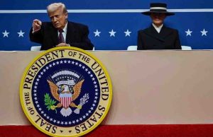 Calma y cabeza fría frente a decretos de Trump, pide Sheinbaum