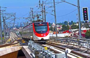 Sobrecostos, bajos aforos y tramos pendientes “alertan” primer año de trenes de la 4T