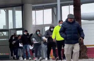 Llegan a Tamaulipas más de 200 migrantes deportados de EU