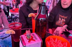 EU pide poner advertencia sobre riesgo de cáncer en etiquetas de bebidas alcohólicas