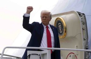 Sería «un acto muy poco amistoso» si Dinamarca no permitiera a EE.UU. adquirir Groenlandia, dice Trump