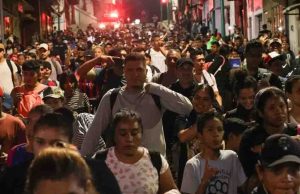 Urge Sheinbaum a realizar cumbre sobre migración este mes