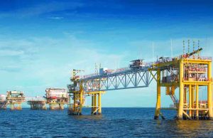 Cae 4.5% producción privada de petróleo en México