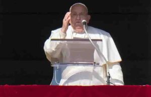 El papa Francisco cuestiona las deportaciones de Trump