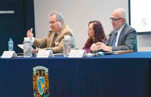 Vive Estados Unidos vuelco autoritario