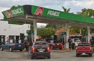Gasolineros pactan que precio de gasolina regular sea menor a 24 pesos