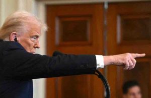 Aprobación de Trump baja a 44% mientras los estadounidenses se preocupan por la economía