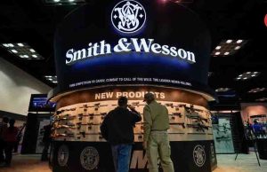 Corte Suprema analiza demanda de México en contra de armerías en EU