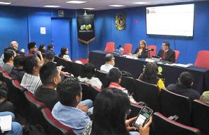 Cuatro de cada diez indígenas no asisten a la escuela