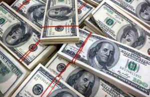 La deuda mundial supera los 100 billones de dólares por alza del costo de los intereses: OCDE