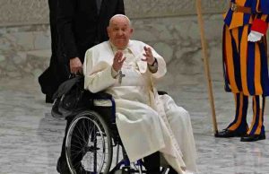 Papa Francisco reaparece en audio desde el hospital y agradece oraciones; «Dios los bendiga»