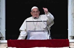 Papa Francisco hará el domingo su primera aparición pública desde su hospitalización