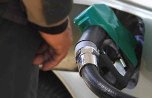 Dejan por segunda semana sin estímulos fiscales las gasolinas y el diésel; Magna sigue bajando