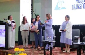 Mujeres enfrentan retos que requieren estrategia y unidad