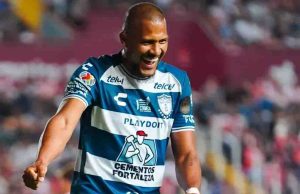 Pachuca remonta y vence 5-3 a Necaxa con goles sobre el final