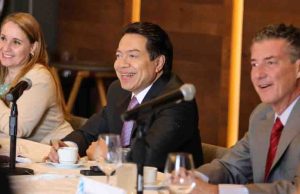 La SEP suma cigarreras, refresqueras y fábricas de chatarra al plan de salud escolar